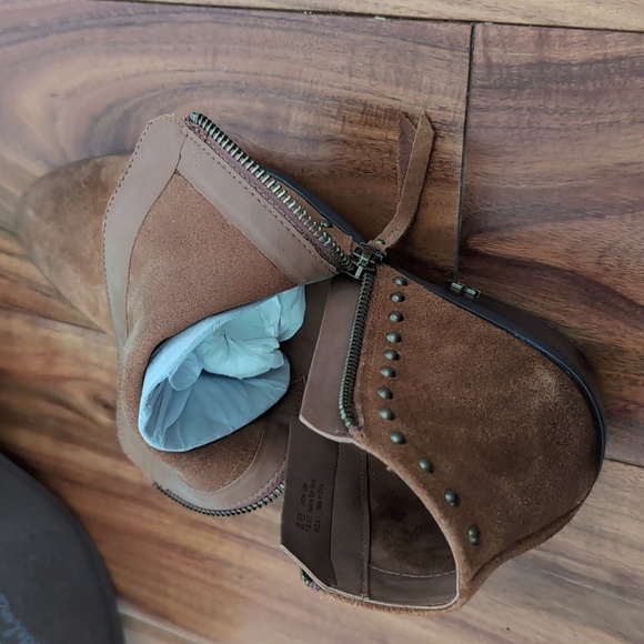 Sam Edelman Paola Studded Zip Boots Size 9  New in Box ❤️ - Picture 7 of 12